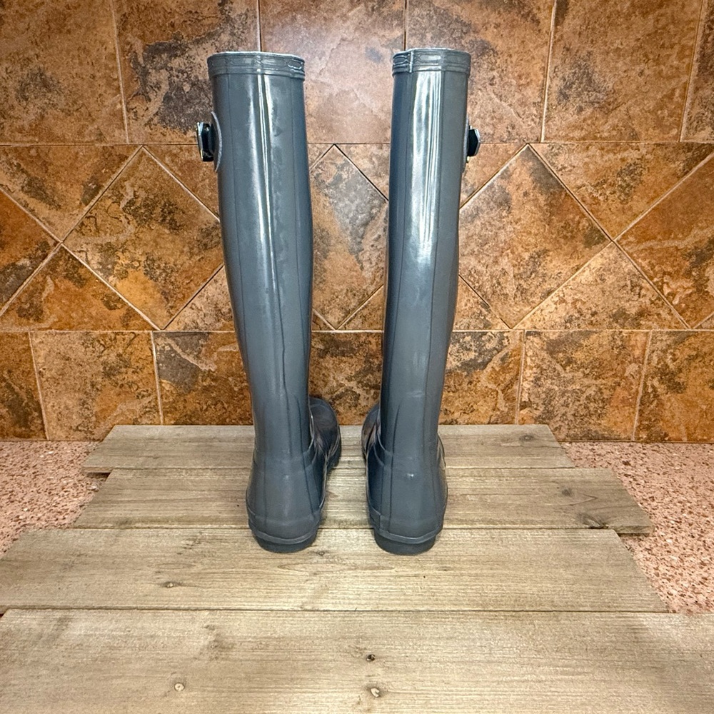 Hunter Tall Gray Rain Boots - Picture 4 of 6
